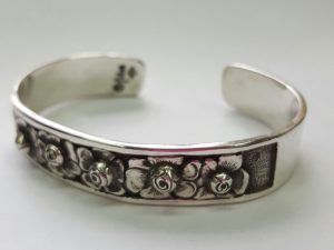 Brazalete Rosas