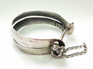 Brazalete Forjado